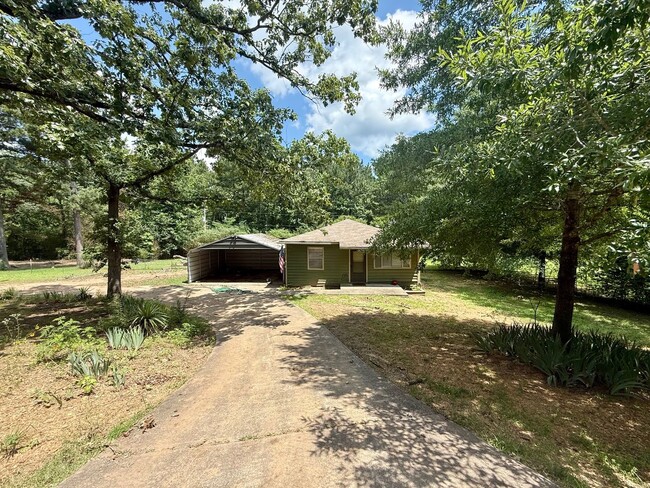 5105 Lewis Ln in North Little Rock, AR - Foto de edificio - Building Photo