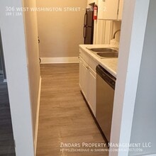 306 W Washington St in Champaign, IL - Building Photo - Building Photo