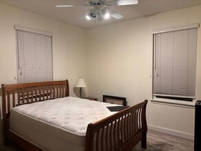 1749 Spooner Dr in San Luis Obispo, CA - Foto de edificio - Building Photo