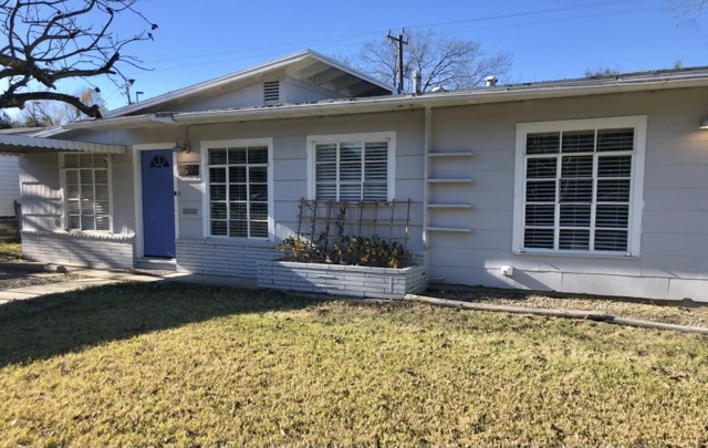 707 Sumner Dr in San Antonio, TX - Building Photo