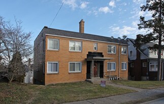 435 Halcomb Ave in Clairton, PA - Building Photo
