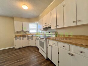 1205 Faraway Dr in Columbia, SC - Building Photo - Building Photo