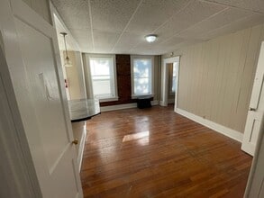 Karlton Apartments in Kirksville, MO - Building Photo - Building Photo