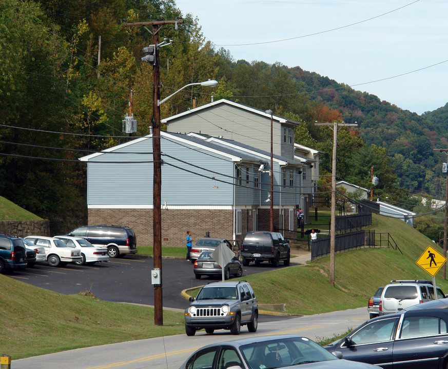 South Park Village in Charleston, WV - Foto de edificio