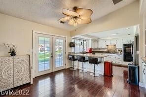 5945 N El Capitan Way in Las Vegas, NV - Building Photo - Building Photo