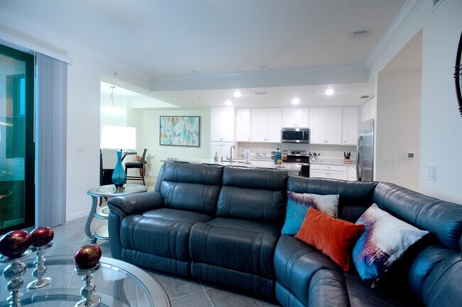 17520 Gawthrop Dr, Unit 302 - Endless Summer in Bradenton, FL - Building Photo - Building Photo