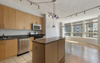 600 N Kingsbury St, Unit 806 in Chicago, IL - Building Photo - Building Photo