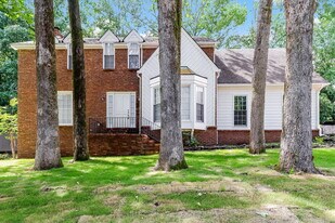 329 Ericson Rd in Memphis, TN - Building Photo