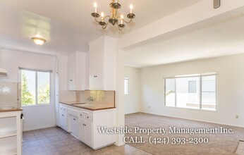 145 N La Peer Dr in West Hollywood, CA - Building Photo - Building Photo