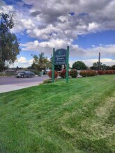 Glenwood Terrace Townhomes in Lakewood, CO - Building Photo - Building Photo