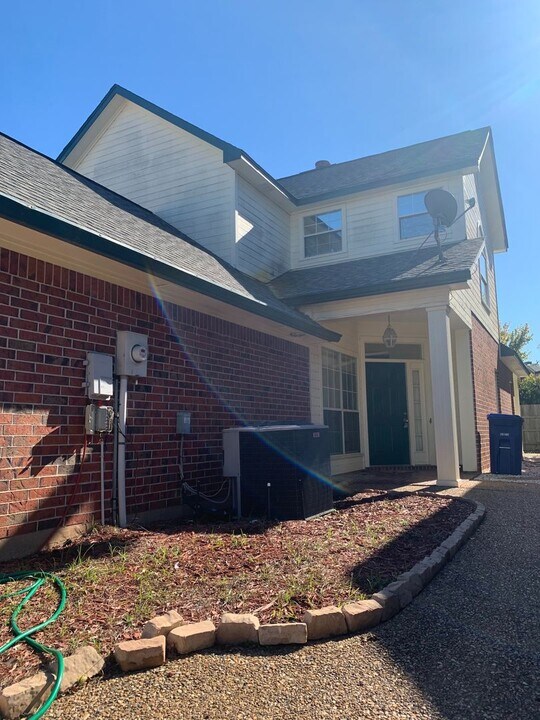3635 Green Acres Dr in Bossier City, LA - Foto de edificio