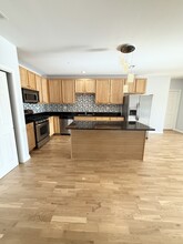 3000 W Lawrence Ave in Chicago, IL - Building Photo - Building Photo