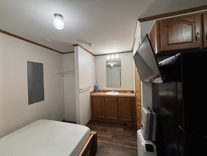 321 Cozy Ct in Kalispell, MT - Foto de edificio - Building Photo