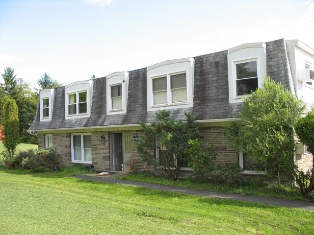 1-9 German  Cross Rd in Ithaca, NY - Building Photo