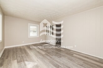 753 Cosler Dr in Dayton, OH - Building Photo - Building Photo