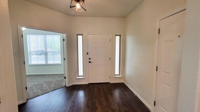 1408 Twin Cove in Kyle, TX - Building Photo - Building Photo