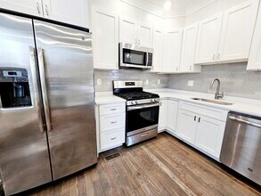 79 Linden St, Unit 2 in Boston, MA - Foto de edificio - Building Photo