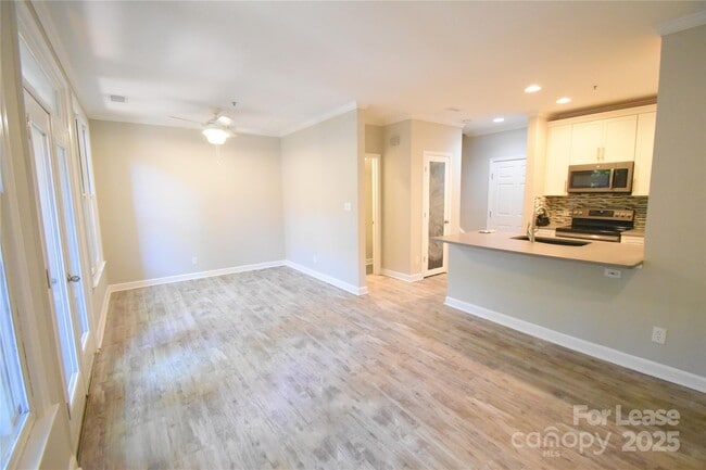 416 Queens Rd in Charlotte, NC - Building Photo - Building Photo