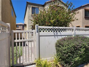6434 N Buttercup Creek St in North Las Vegas, NV - Building Photo - Building Photo