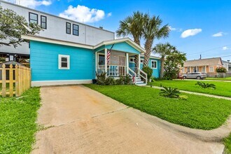 728 7th St in Galveston, TX - Building Photo - Building Photo