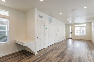 4733 N Tower Dr in Denver, CO - Foto de edificio - Building Photo