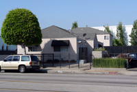 523 N La Brea Ave in Inglewood, CA - Building Photo - Building Photo