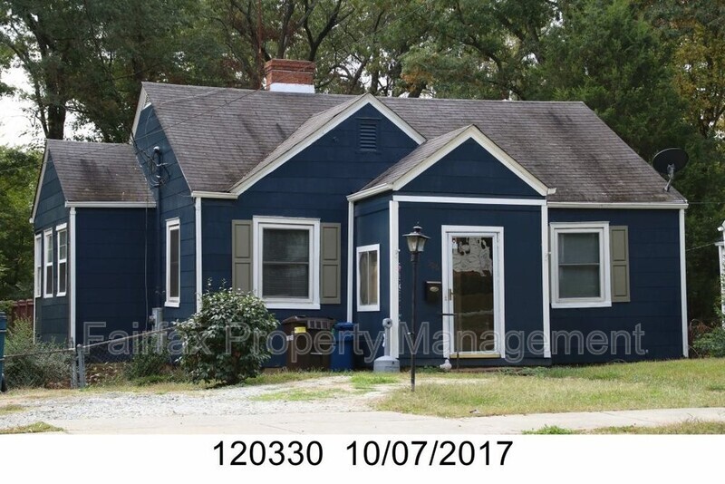 506 E Club Blvd in Durham, NC - Building Photo