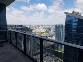 801 S Miami Ave in Miami, FL - Building Photo - Building Photo