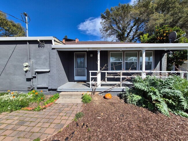 951 Danbeck Ave in Santa Rosa, CA - Building Photo - Building Photo