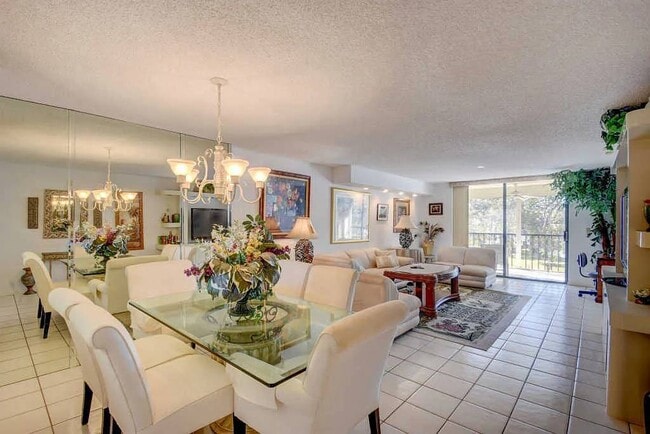 property at 15461 Pembridge Dr