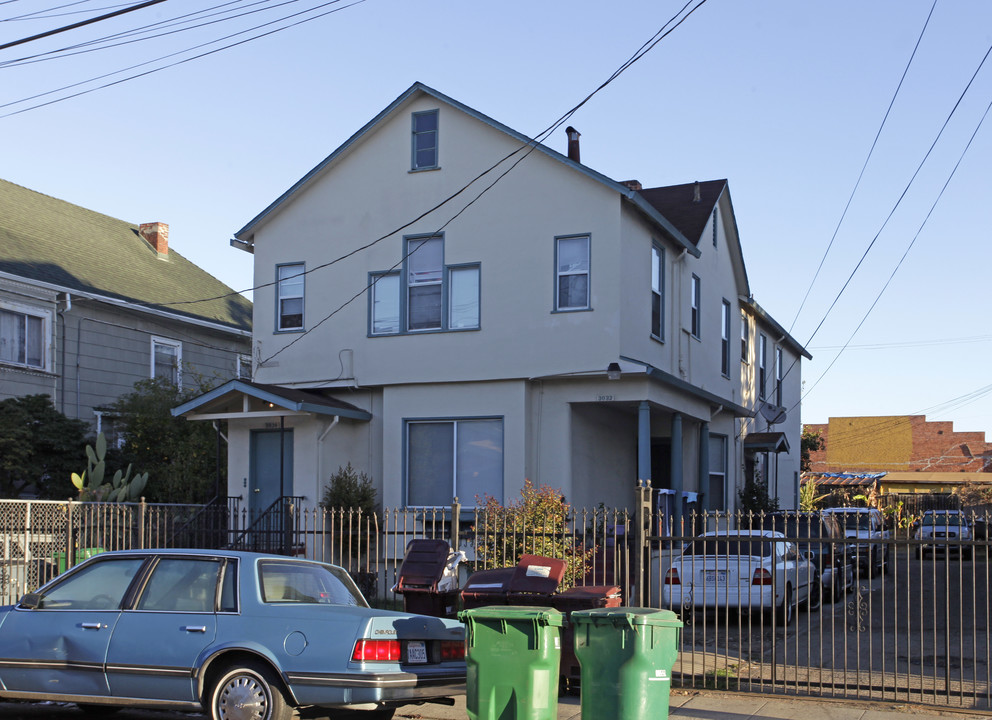 3032 E 19th St in Oakland, CA - Building Photo