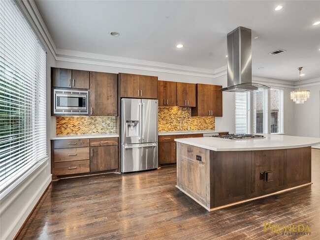 6108 Potomac Enclave Dr