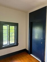 124 Mendoza Ave in Coral Gables, FL - Building Photo - Building Photo