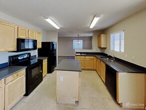 30603 N Desert Star Dr in San Tan Valley, AZ - Building Photo - Building Photo