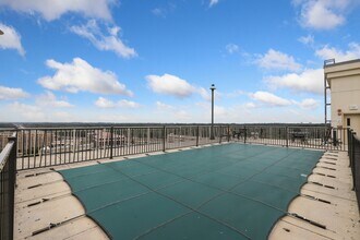 2726 Gallows Rd, Unit 1102 in Vienna, VA - Building Photo - Building Photo