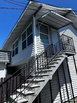 209 9th Ave N in St. Petersburg, FL - Building Photo