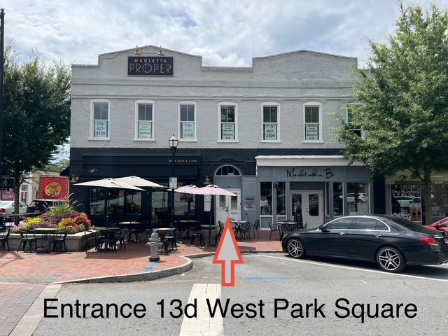 13 W Park Sq NE, Unit Ste D in Marietta, GA - Building Photo - Building Photo