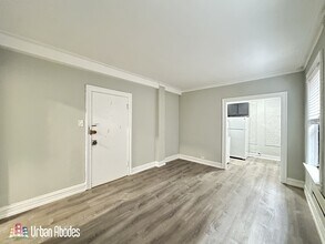 1350 N Dearborn St, Unit J02W in Chicago, IL - Foto de edificio - Building Photo