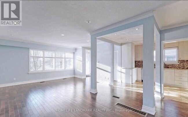 381 Osiris Dr in Richmond Hill, ON - Building Photo - Building Photo