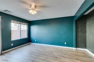 1525 Spiced Wine Ave in Henderson, NV - Foto de edificio - Building Photo