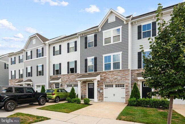 105 Kohlmyer Dr in Pennsauken, NJ - Building Photo - Building Photo