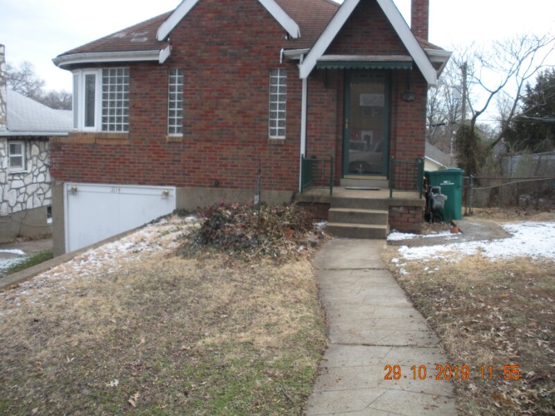 3114 Kemp Dr in St. Louis, MO - Foto de edificio