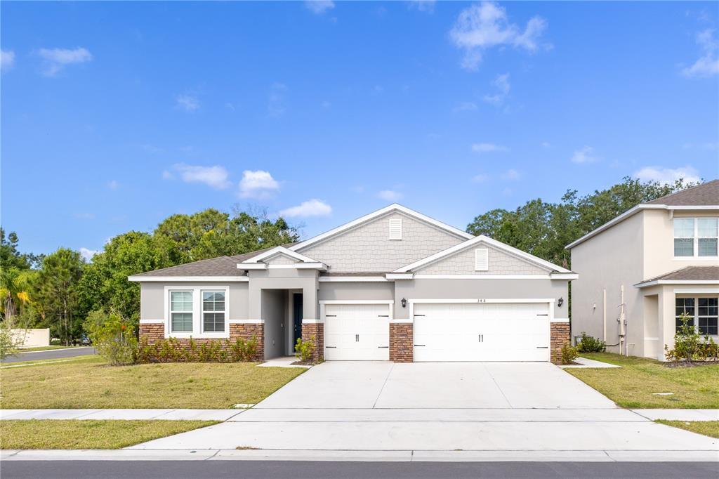348 Conway Ave in St. Cloud, FL - Building Photo