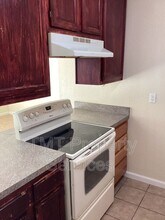 7920 68th Ave in Sacramento, CA - Building Photo - Building Photo