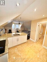 900 Avenue Rd in Toronto, ON - Building Photo - Building Photo