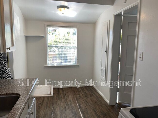 10115 Haines Canyon Ave in Los Angeles, CA - Building Photo - Building Photo