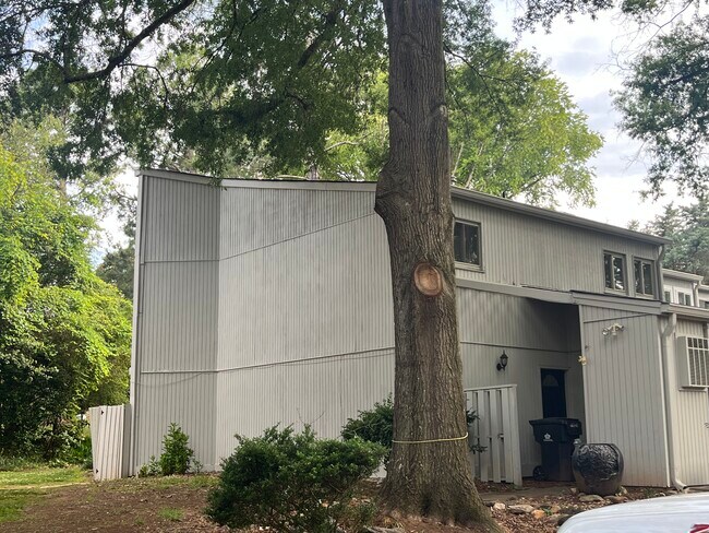 7920 Horse Chestnut Ln in Charlotte, NC - Building Photo - Building Photo