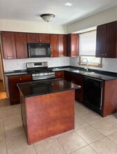 302 Yates Ave in Calumet City, IL - Building Photo - Building Photo