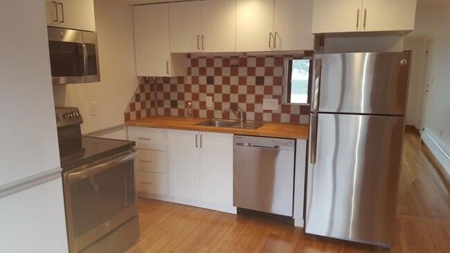 property at 1800 Columbia Rd