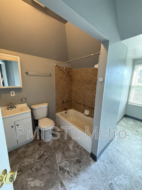 5206 Vernon Ave in St. Louis, MO - Building Photo - Building Photo